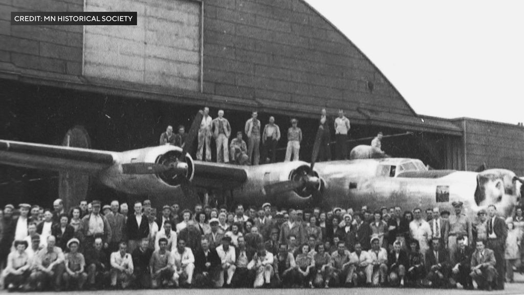 From WWII to the Super Bowl, the St. Paul Airport has served the Twin Cities for 100 years — WCCO / CBS Minnesota, Chicago Government news