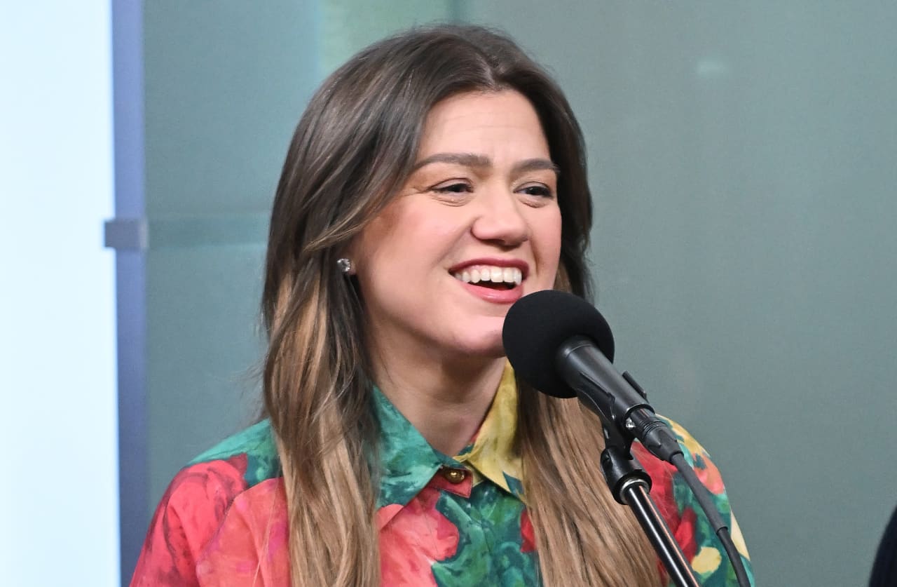 Kelly Clarkson’s expensive purchases: A multi-million dollar real-estate portfolio that spans the country — MarketWatch, Chicago Business news