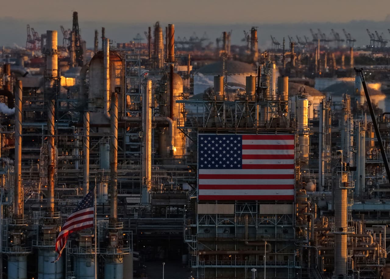 U.S. oil-refinery stocks are up roughly 150% this year. How long could this historic run last? — Chicago Sports news