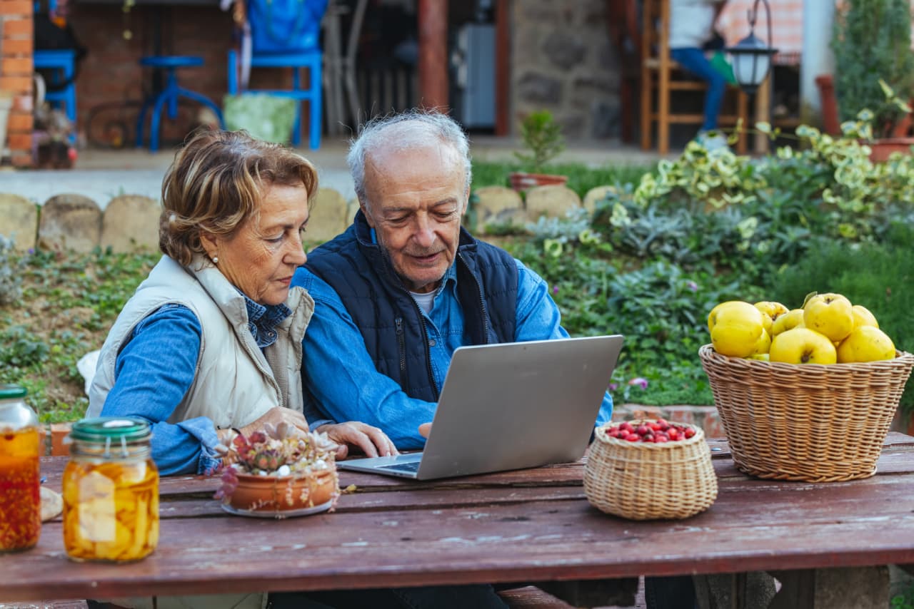 ‘Fancy cars hold no appeal’: My wife and I have a 99% chance of outliving our savings. Why don’t we spend it all? — Chicago Health news