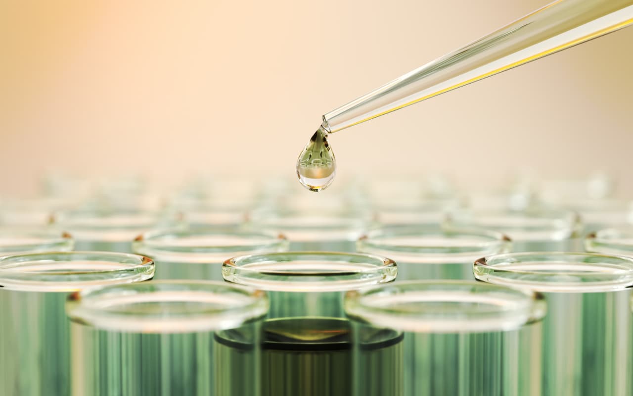 Wall Street researchers just used Claude to design a drug. The experiment has spawned a new investment thesis. — MarketWatch
