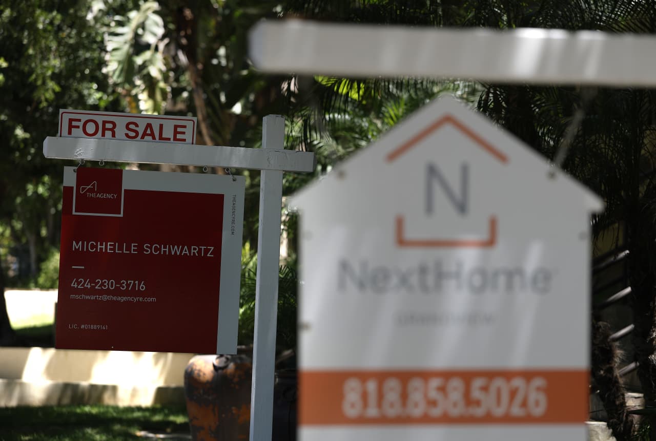 It’s a rough housing market, and Goldman Sachs expects it to get worse — MarketWatch, Chicago Real Estate news