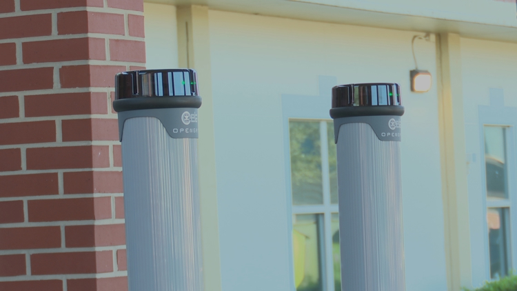 Elementary schools begin rolling out weapons detection systems across Duval County — First Coast News Local, Chicago Technology news