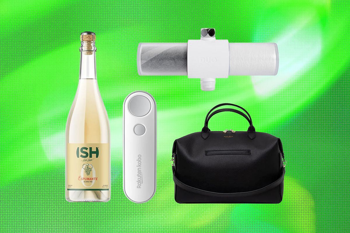 Best Gifts for Mom (2026): Digital Wall Calendars, Better Bags, Personalized Jewelry, and More — Wired