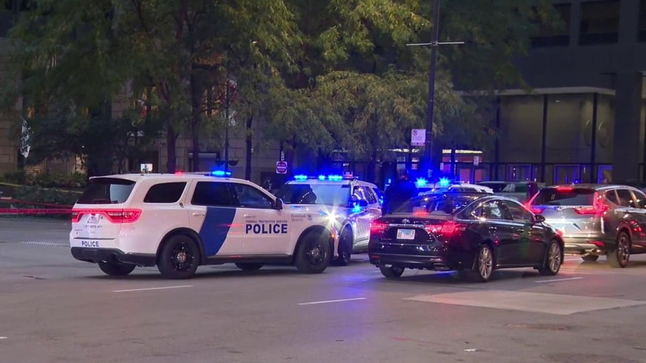 Reports of shots fired prompt investigation outside Chicago federal building — FOX 9